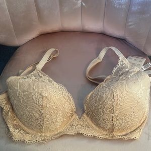 Victoria secret bra 36DD